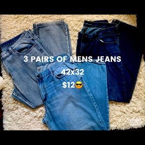 BIG AND TALL MENS JEANS 42x32 -  $12